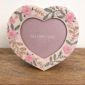 Shabby Chic Heart-Shaped Floral Photo Frame - Fits 5 x 5 Photo